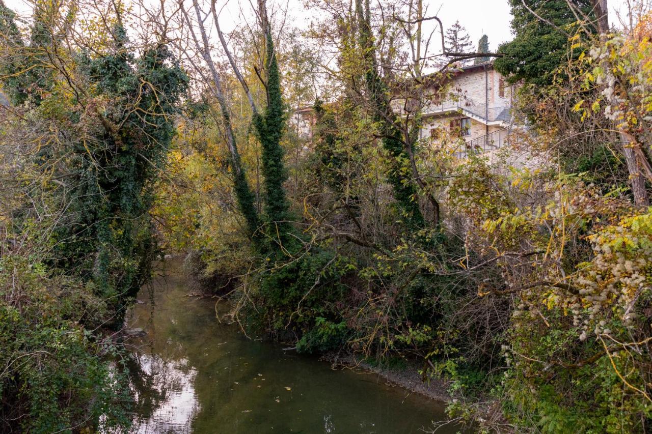 River House Mercatello sul Metauro Luaran gambar