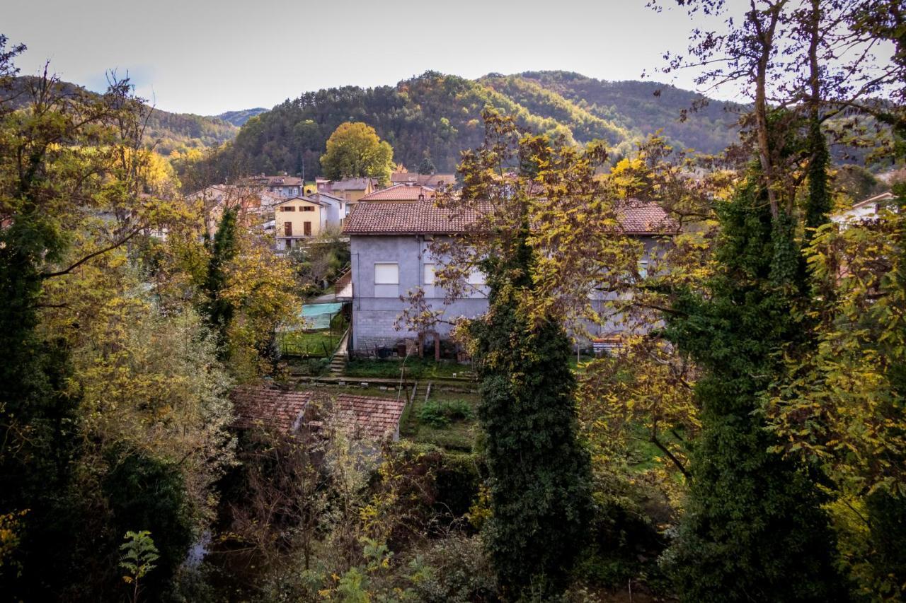 River House Mercatello sul Metauro Luaran gambar